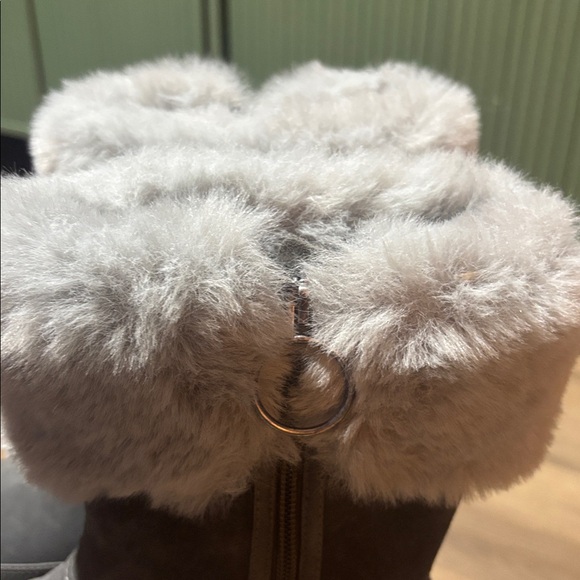 Koolaburra by UGG Gray Tynlee Waterproof Faux Fur Trim Boot 7 - Picture 4 of 8